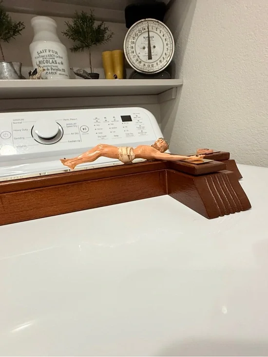 Vintage Last Rights Crucifix Sacrament Set From the 1960’s - Picture 11 of 17